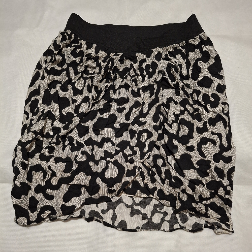 Stylish Black and Cream Women's Skirt